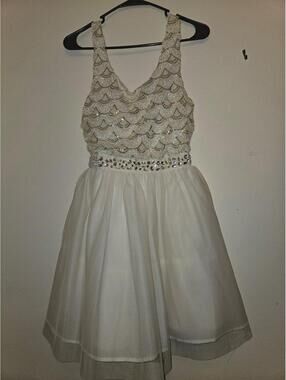 Juniors special occasion dress